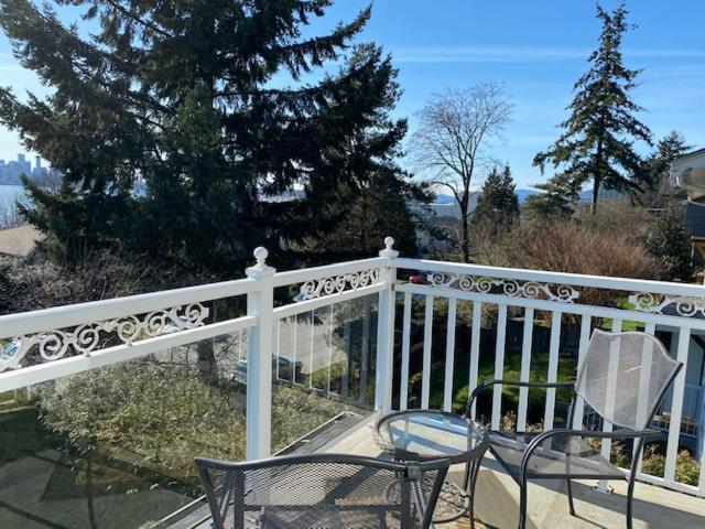 Ocean Breeze Executive Bed And Breakfast North Vancouver Exteriör bild