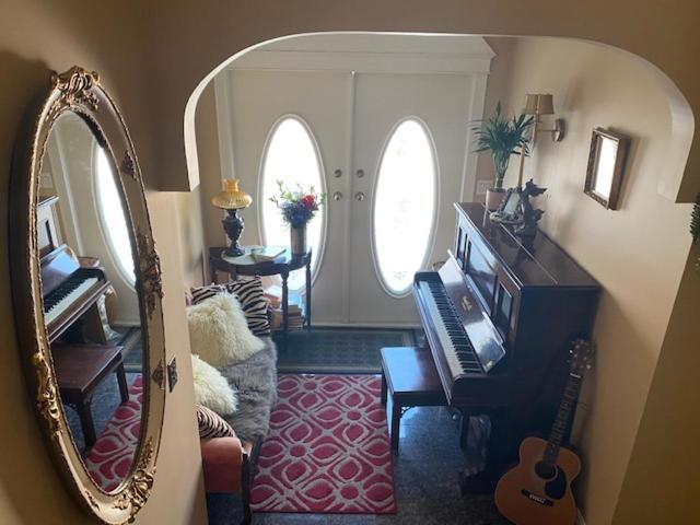 Ocean Breeze Executive Bed And Breakfast North Vancouver Exteriör bild